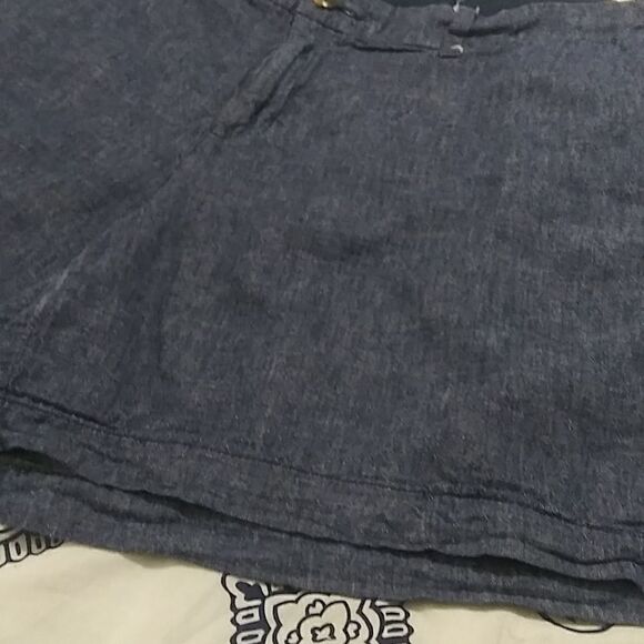 Old navy cuffed shorts - Picture 6 of 10